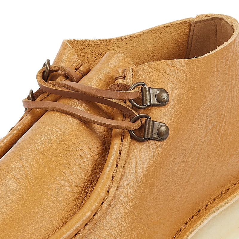 Clarks store tan leather