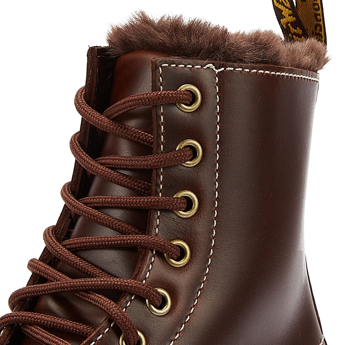 Pull on dr martens 2025 boots