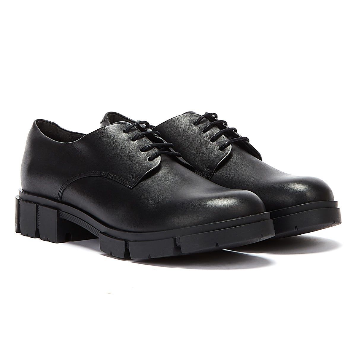 Black leather outlet clarks