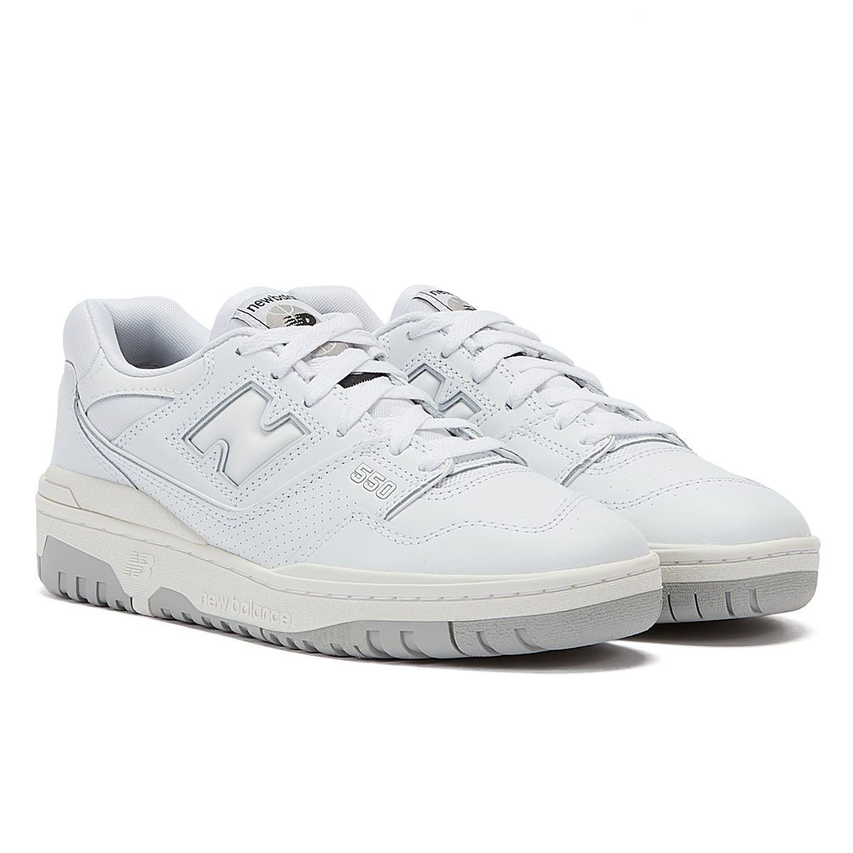 New balance all white hot sale trainers